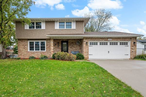 1339 W 41st ST, Davenport, IA 52806