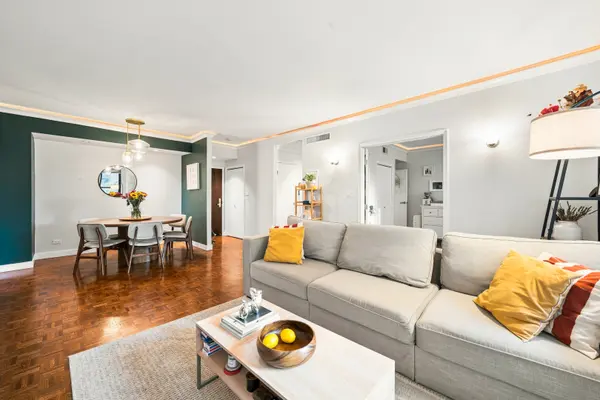 2100 N Lincoln Park W #5EN, Chicago, IL 60614