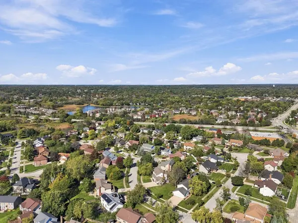 2406 Highland DR, Palatine, IL 60067