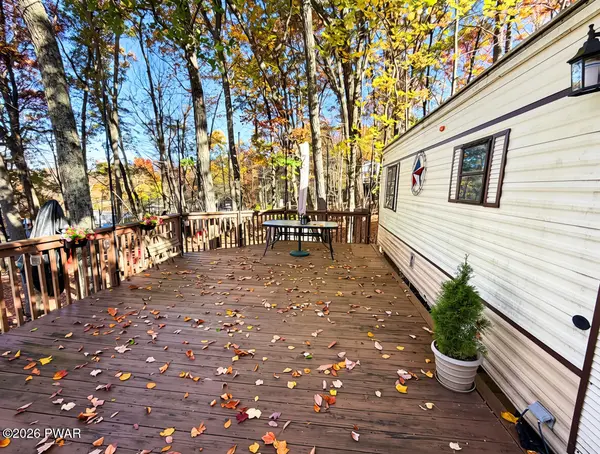 105 Grizzly Bear WAY, Milford, PA 18337