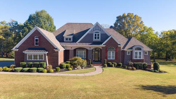 1548 Anderson Rd, Hendersonville, TN 37075