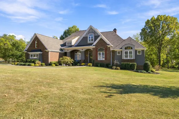 1548 Anderson Rd, Hendersonville, TN 37075