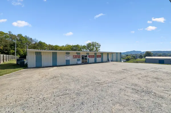 193 Main Street E, Gordonsville, TN 38563