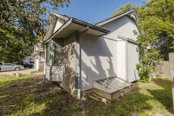 8969 E Blake, Wichita, KS 67207
