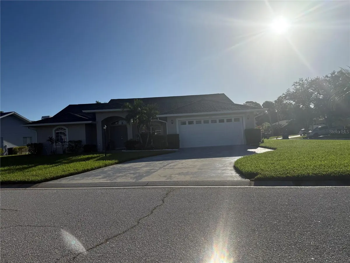 5909 41ST ST E, Bradenton, FL 34203
