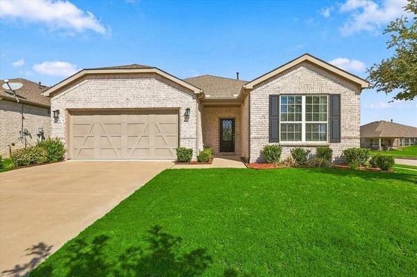 965 Memorial Drive, Little Elm, TX 76227