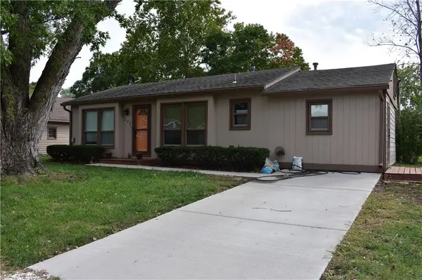 225 King ST, Baldwin City, KS 66006