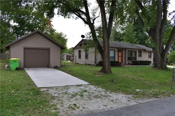 225 King ST, Baldwin City, KS 66006