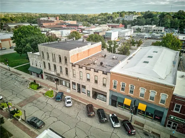 319 & 321 Delaware ST, Leavenworth, KS 66048