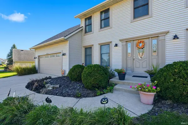 9432 Sail Wind DR, Fort Wayne, IN 46804-5956