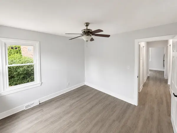 416 Grand AVE, Lake Zurich, IL 60047