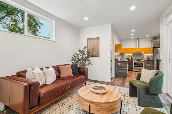 731 S Southern ST #6, Seattle, WA 98108