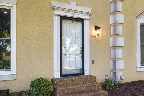 609 Boyd Mill Ave #15, Franklin, TN 37064