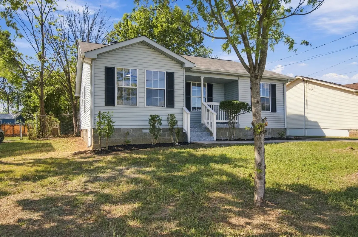 105 Natchez Ct #S, La Vergne, TN 37086