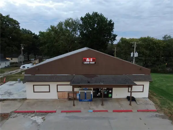 1020 N 7 HWY, Pleasant Hill, MO 64080