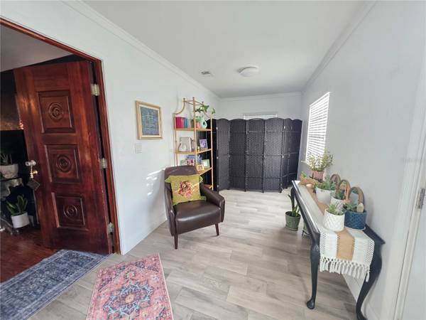 118 S WATERLOO AVE, Lakeland, FL 33801