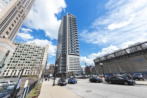 235 W Van Buren ST #2216, Chicago, IL 60607