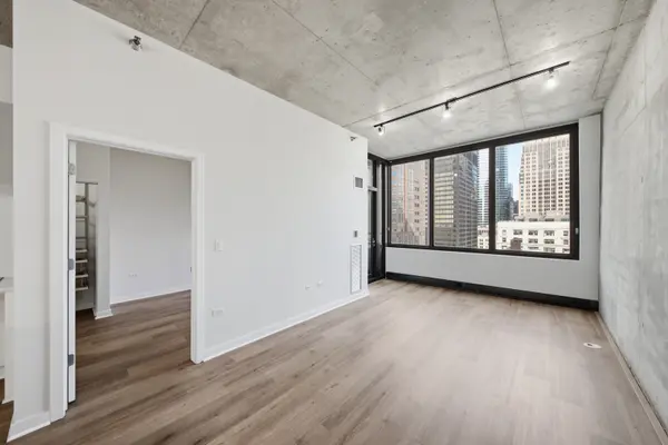 235 W Van Buren ST #2216, Chicago, IL 60607