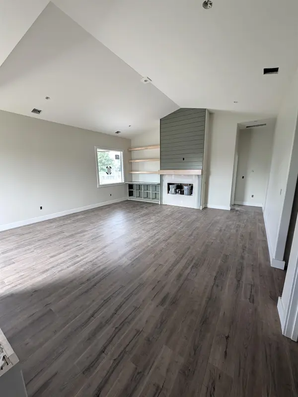 801 N Cedar Downs Cir, Wichita, KS 67235