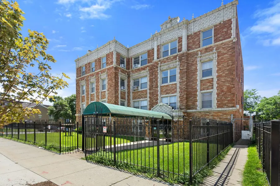 7370 S SOUTH SHORE DR #3W, Chicago, IL 60649