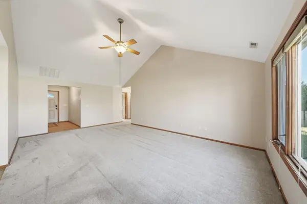 672 Puttman Place PL, Roanoke, IN 46783