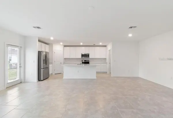 1028 HOLDEN WAY, Eagle Lake, FL 33839