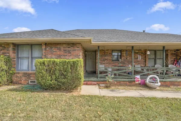 832 Barwick PL, Willard, MO 65781
