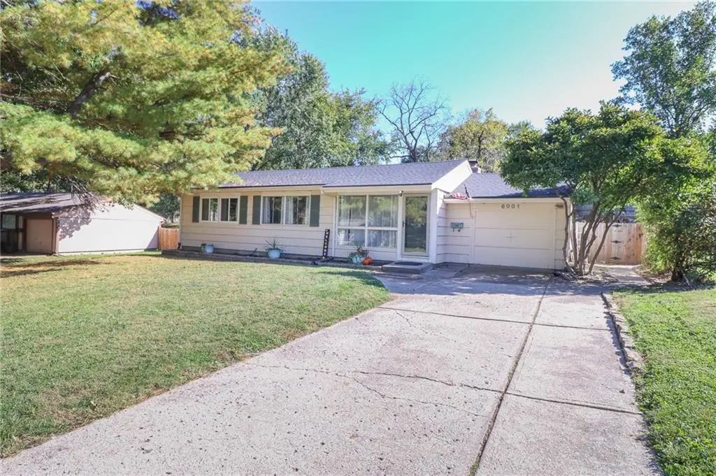 6001 N Tracy AVE, Kansas City, MO 64118