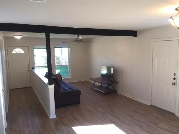 6302 Arnold DR #A, Austin, TX 78723