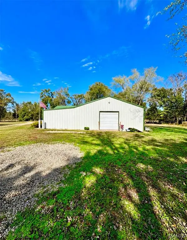 703 Withouse DR, Belle, MO 65013