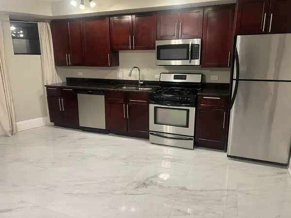 5207 S Indiana AVE #G, Chicago, IL 60615