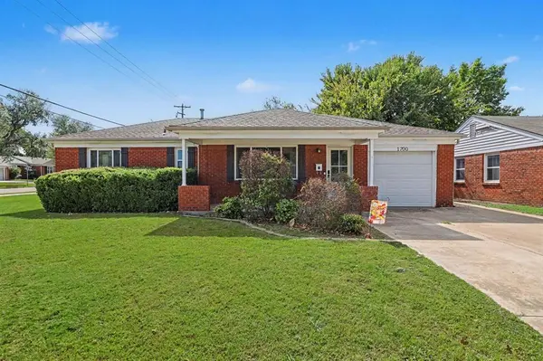 1700 Carlisle RD, Oklahoma City, OK 73120