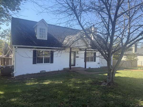 4512 S Trace Blvd, Old Hickory, TN 37138