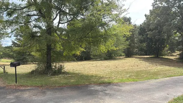 318 Lee Ridge Rd #SE, Cleveland, TN 37323