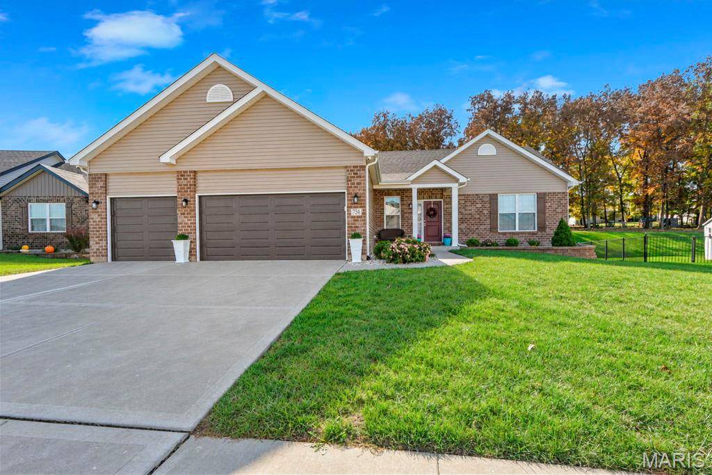 734 Lost Canyon BLVD, Wentzville, MO 63385
