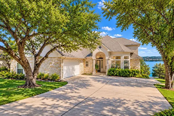 343 Venture BLVD S, Point Venture, TX 78645