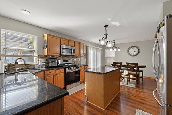 1134 Spinnaker ST, Pingree Grove, IL 60140