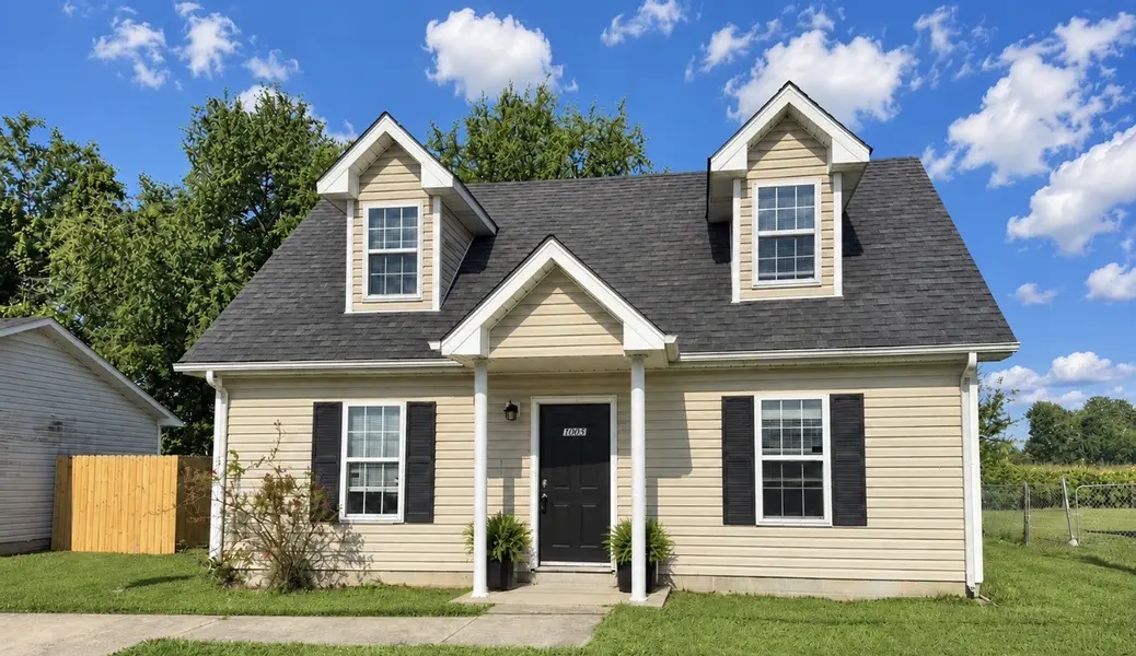 1005 Shadow Ridge Ave, Oak Grove, KY 42262