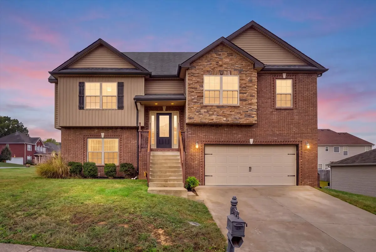 200 Autumn Terrace Ln, Clarksville, TN 37040