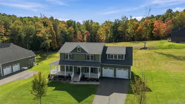45 Frank ST, New Windsor, NY 12553