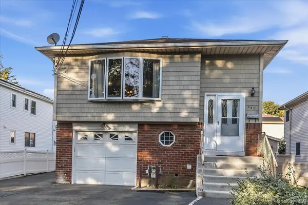 447 Scranton AVE, Lynbrook, NY 11563