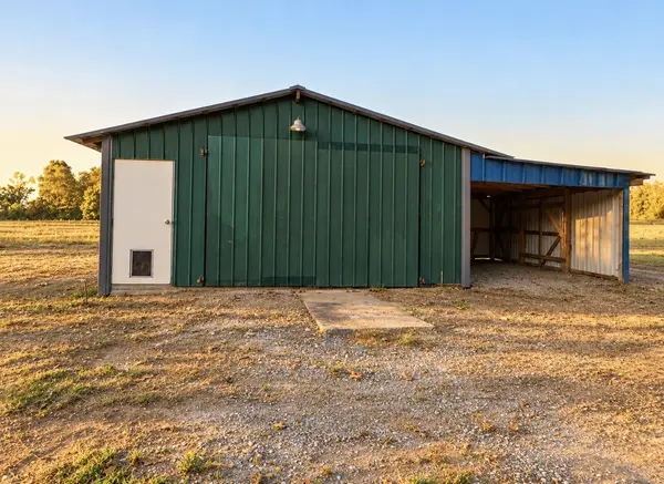 214 Lantz Rd, Lawrenceburg, TN 38464