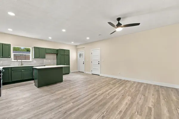 317 N Doris Unit 200, Wichita, KS 67212