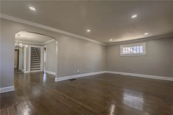 5142 Brookwood AVE, Kansas City, MO 64110