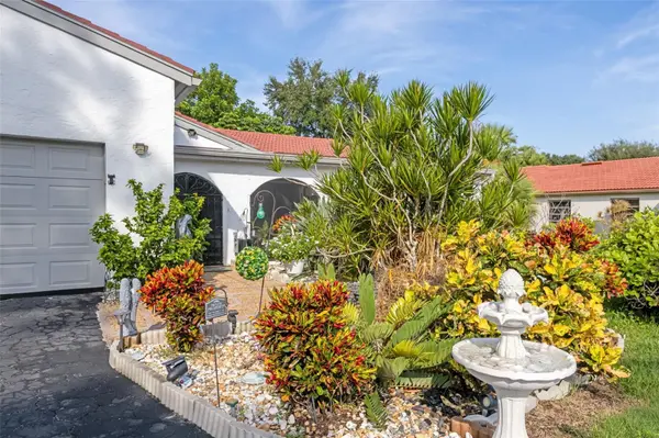 7236 LAS CASAS DR, Sarasota, FL 34243