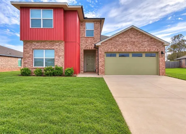 10516 NW 24th ST, Yukon, OK 73099