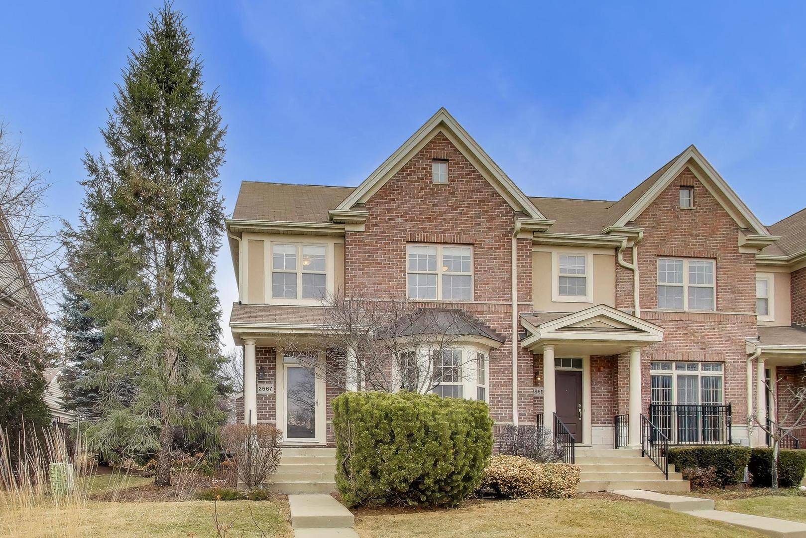 2567 Waterbury LN, Buffalo Grove, IL 60089