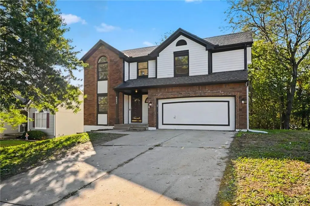 6482 NW Valley DR, Kansas City, MO 64152