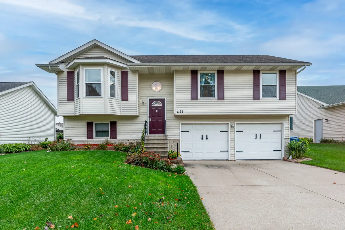 1122 17TH AVE, Silvis, IL 61282