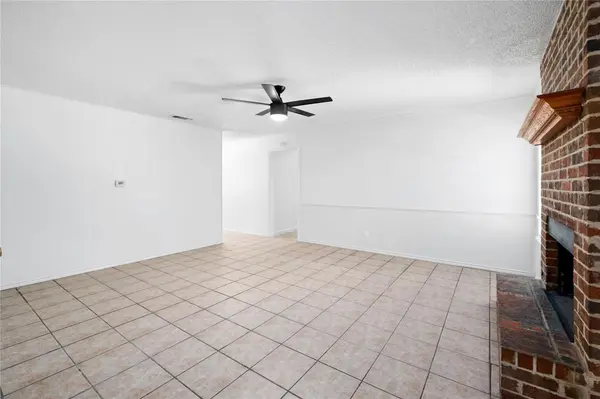 7402 Glenhill RD, Austin, TX 78752